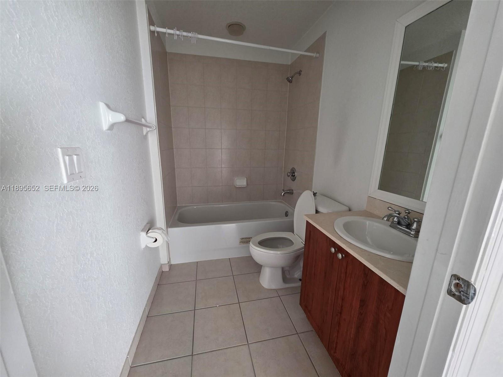 10885 NW 89th Ter #104 Doral, FL 33178