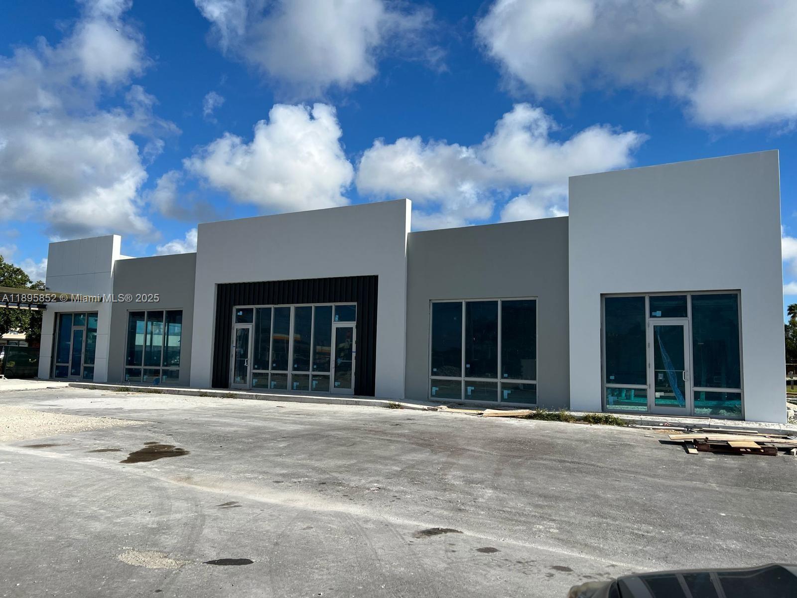 26755 S Dixie Hwy Homestead, FL 33032