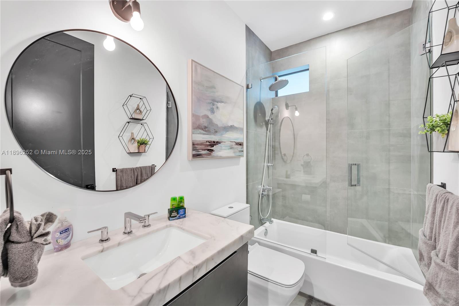 520 NW 41st St Miami, FL 33127