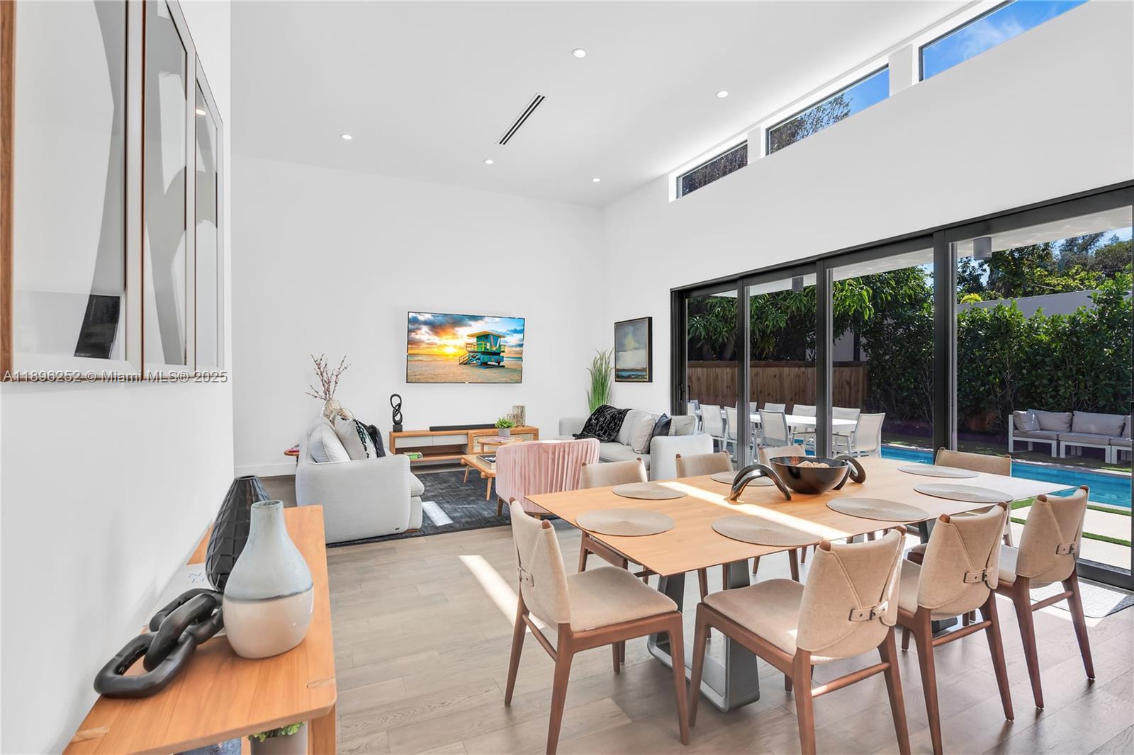 520 NW 41st St Miami, FL 33127