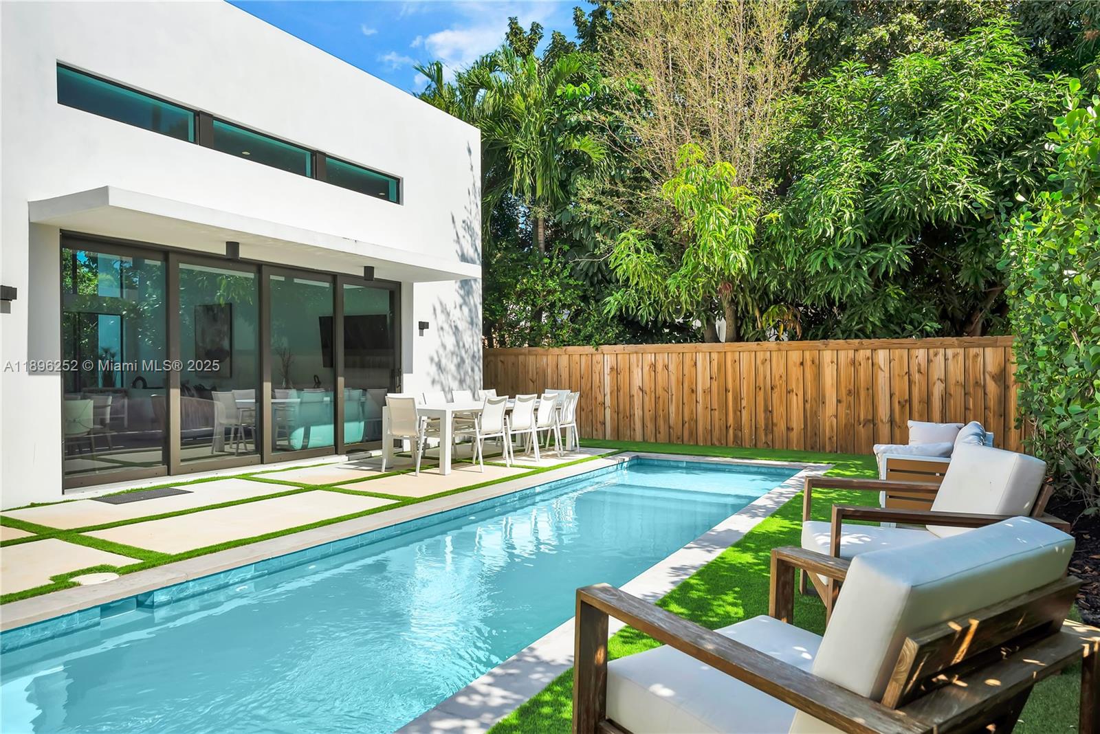 520 NW 41st St Miami, FL 33127