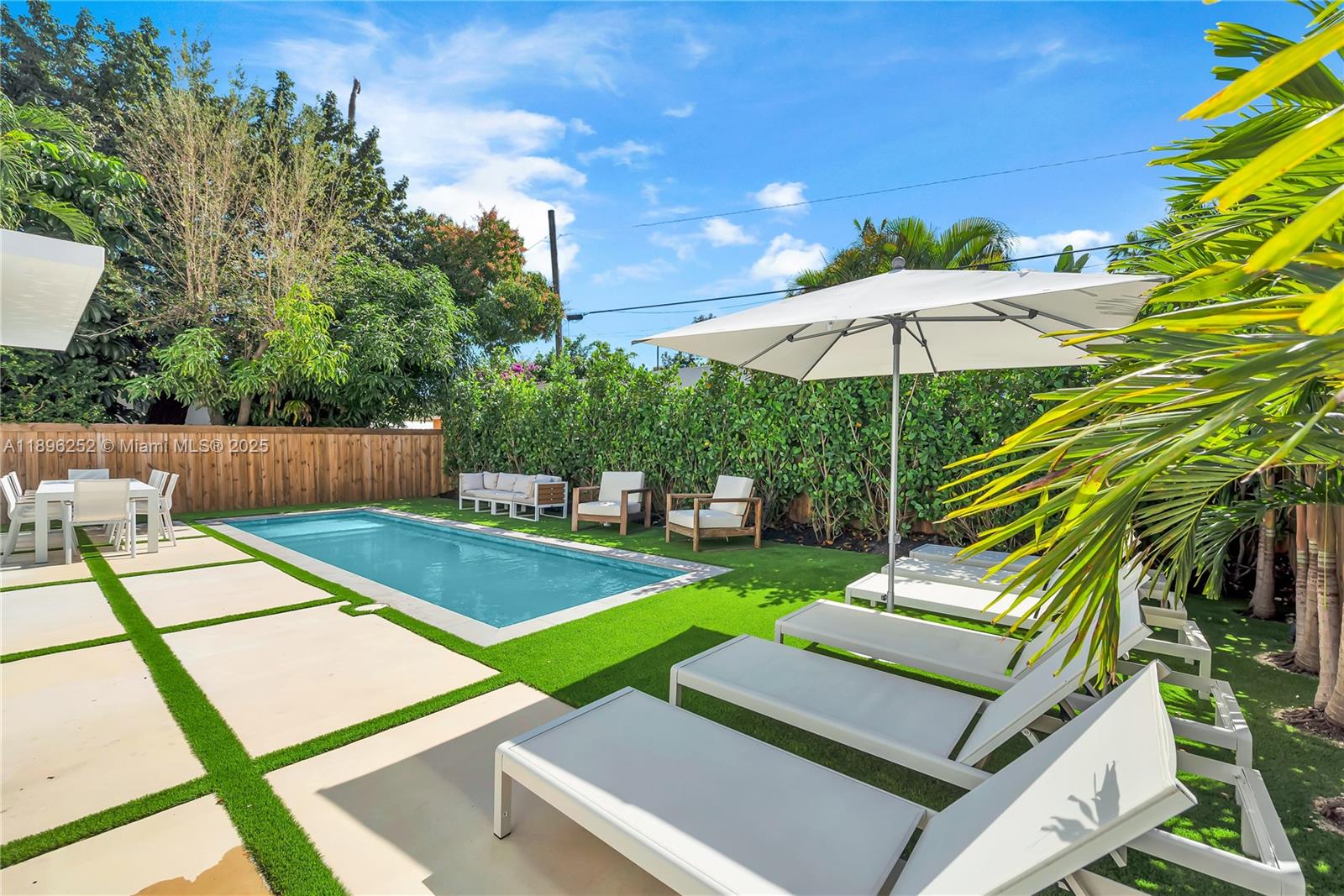 520 NW 41st St Miami, FL 33127