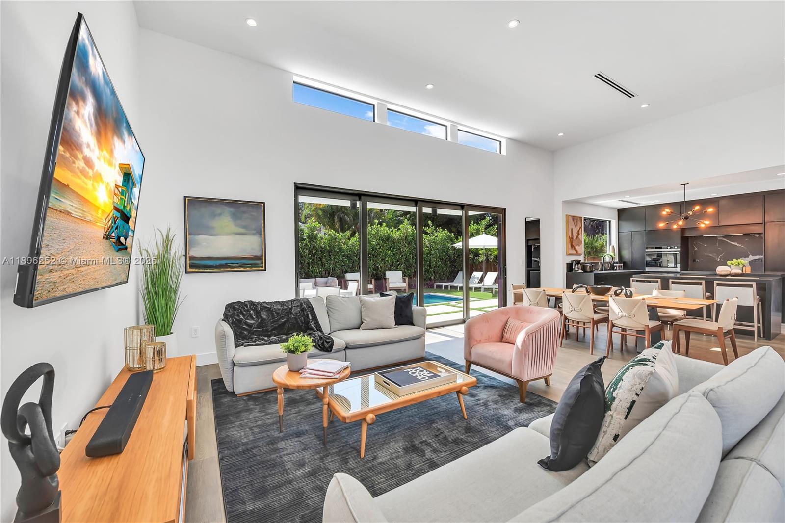 520 NW 41st St Miami, FL 33127