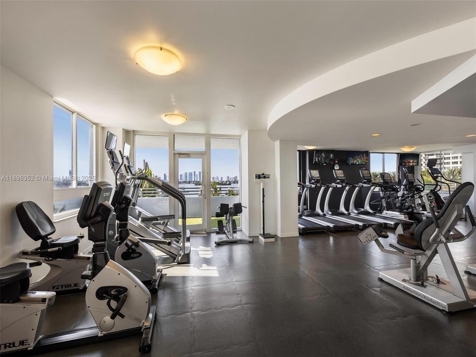 1330 West Ave #905 Miami Beach, FL 33139