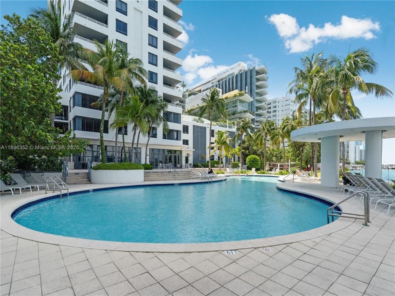 1330 West Ave #905 Miami Beach, FL 33139