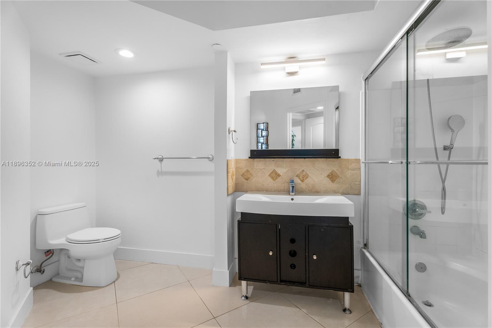 1330 West Ave #905 Miami Beach, FL 33139