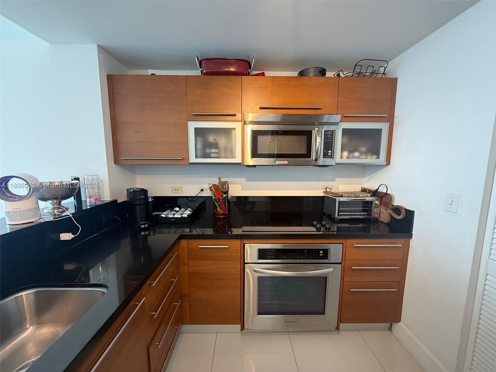 image Vizcayne North12