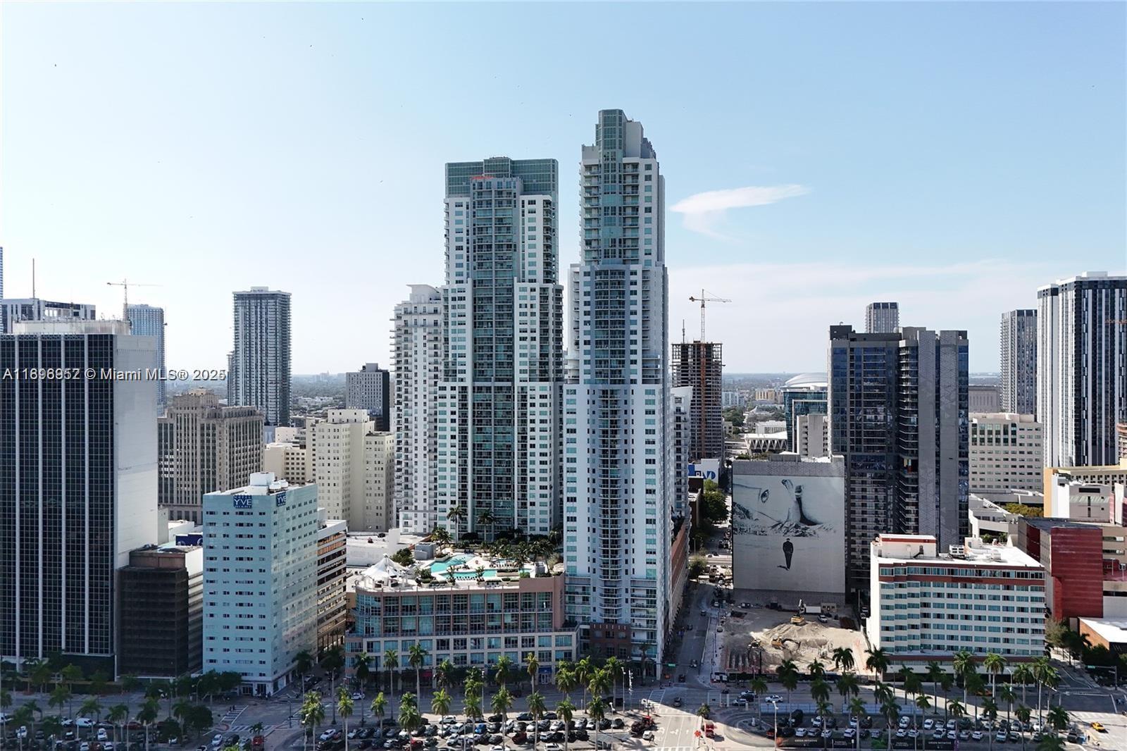 image Vizcayne North52