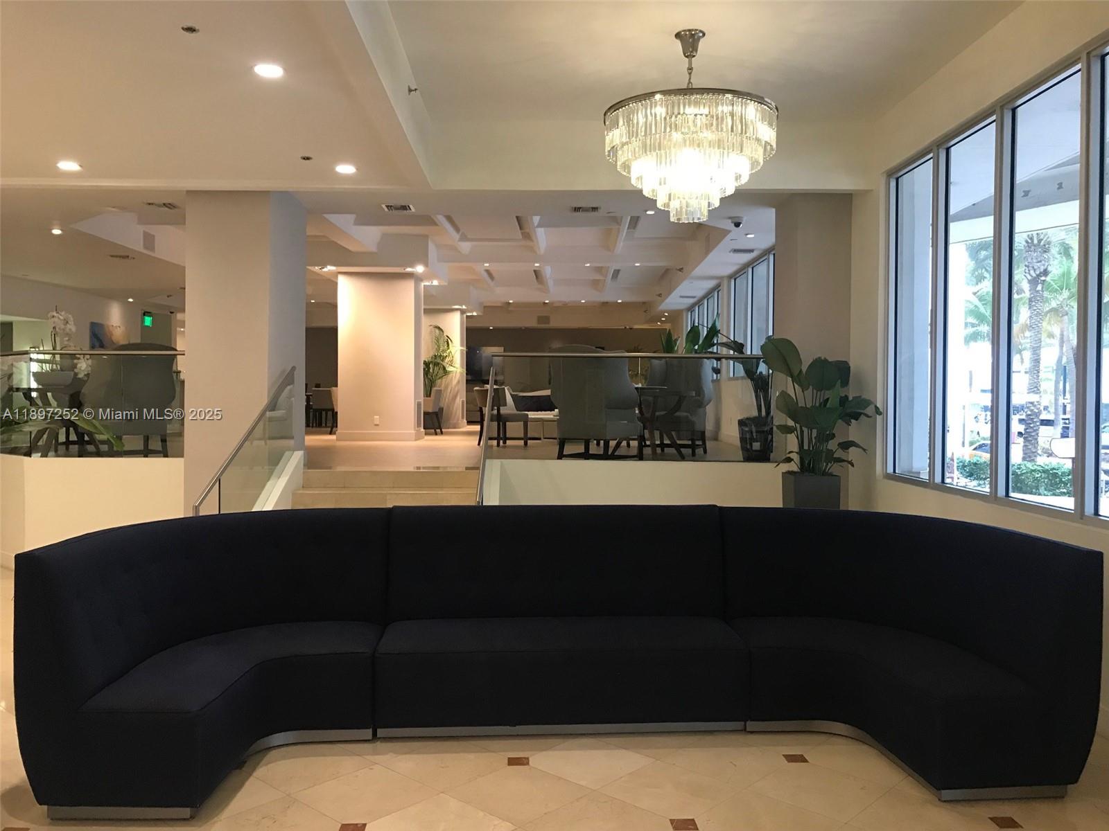 image The Decoplage Condominium27