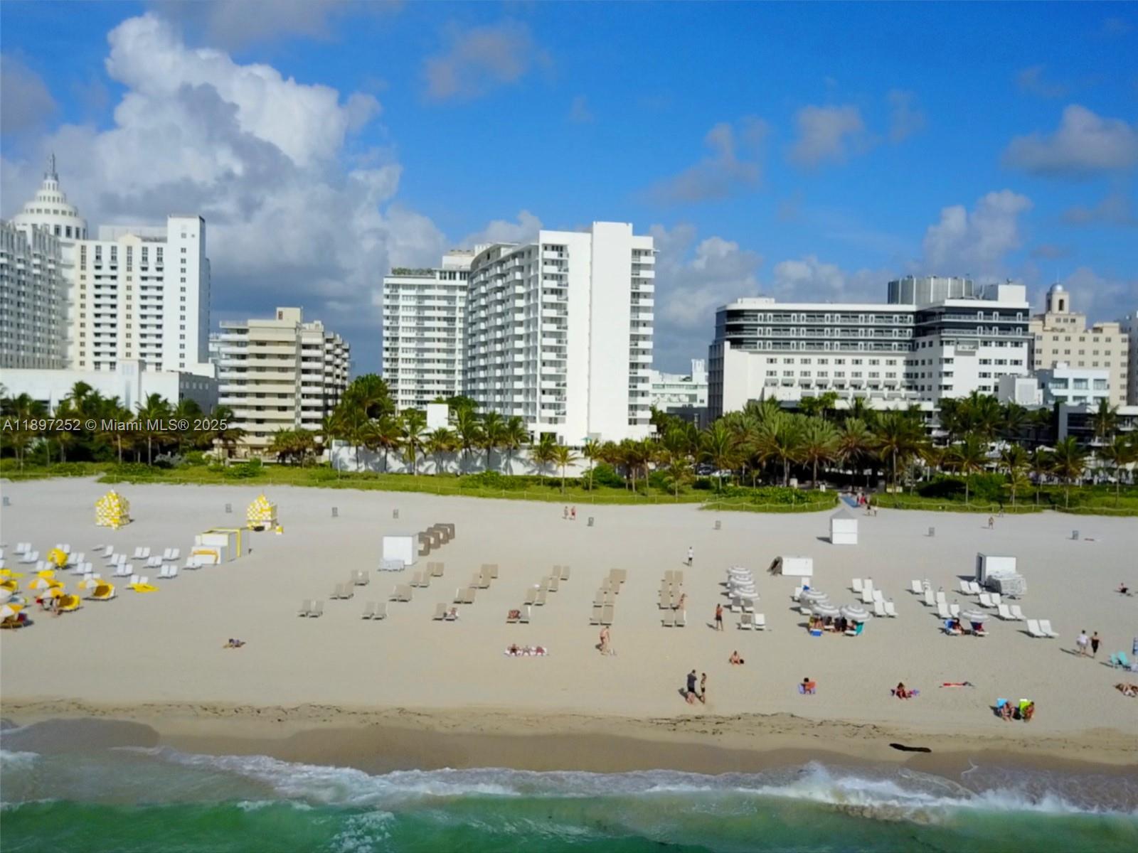 image The Decoplage Condominium39