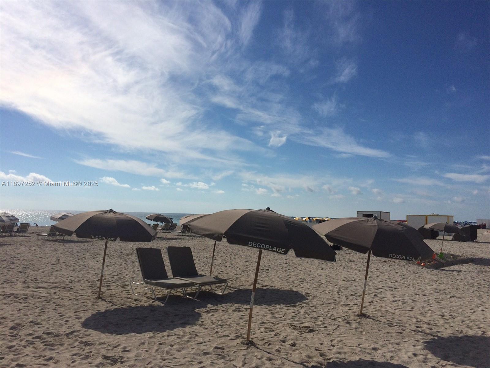 image The Decoplage Condominium41