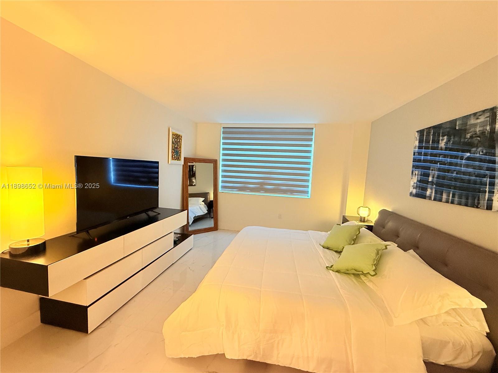 image Yacht Club At Portofino35