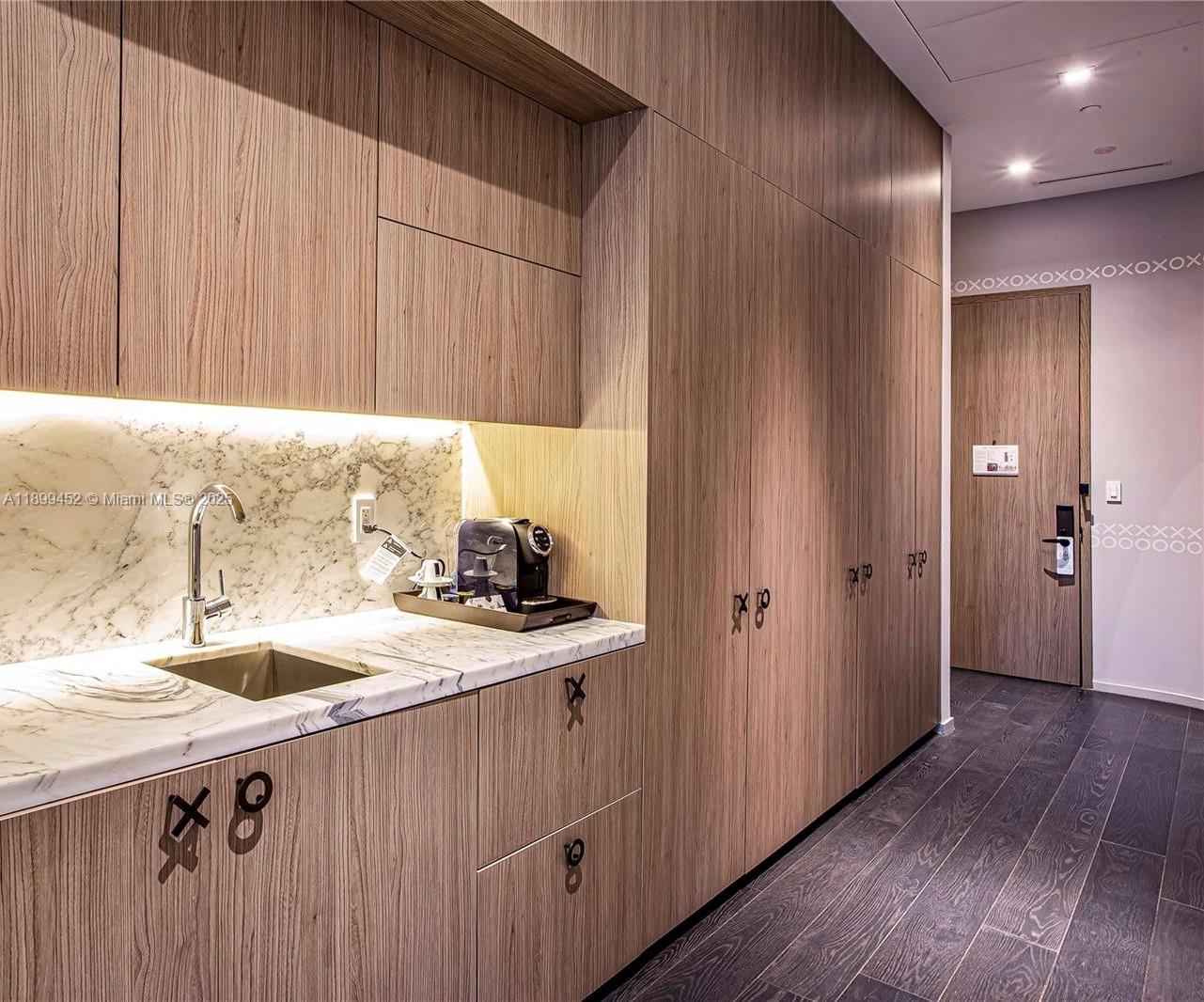 image 801 Sma Designer Suites10