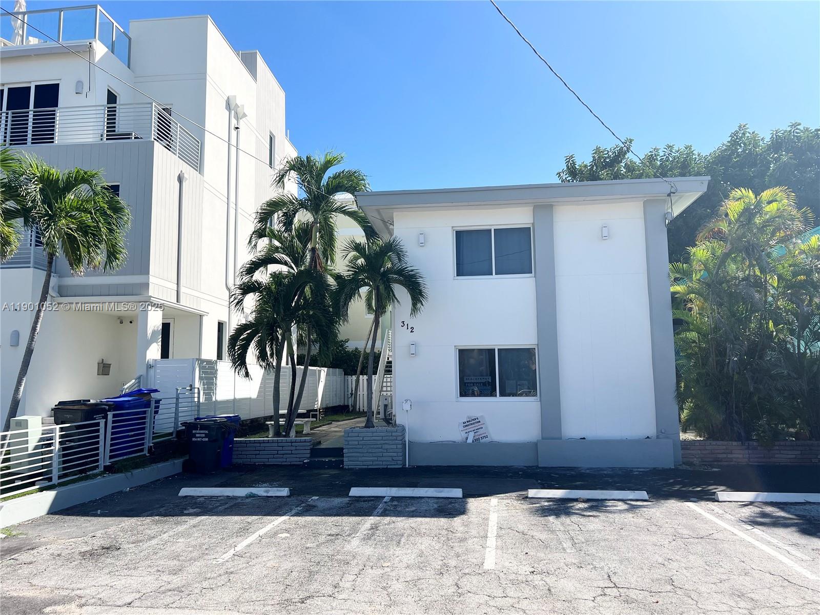 312 Elm St