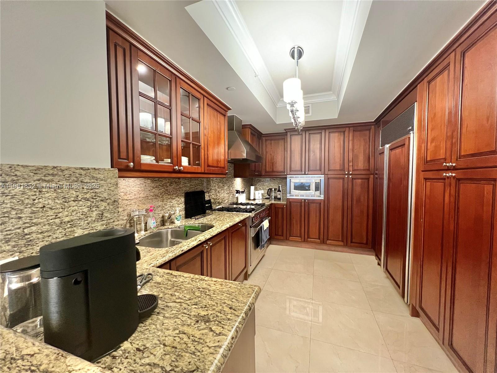 17875 Collins Ave #4305 Sunny Isles Beach, FL 33160