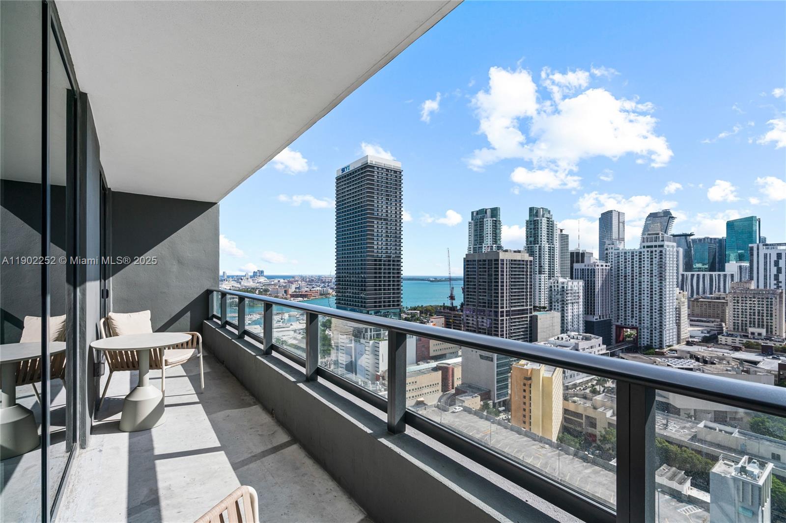 image Natiivo Gale Miami10