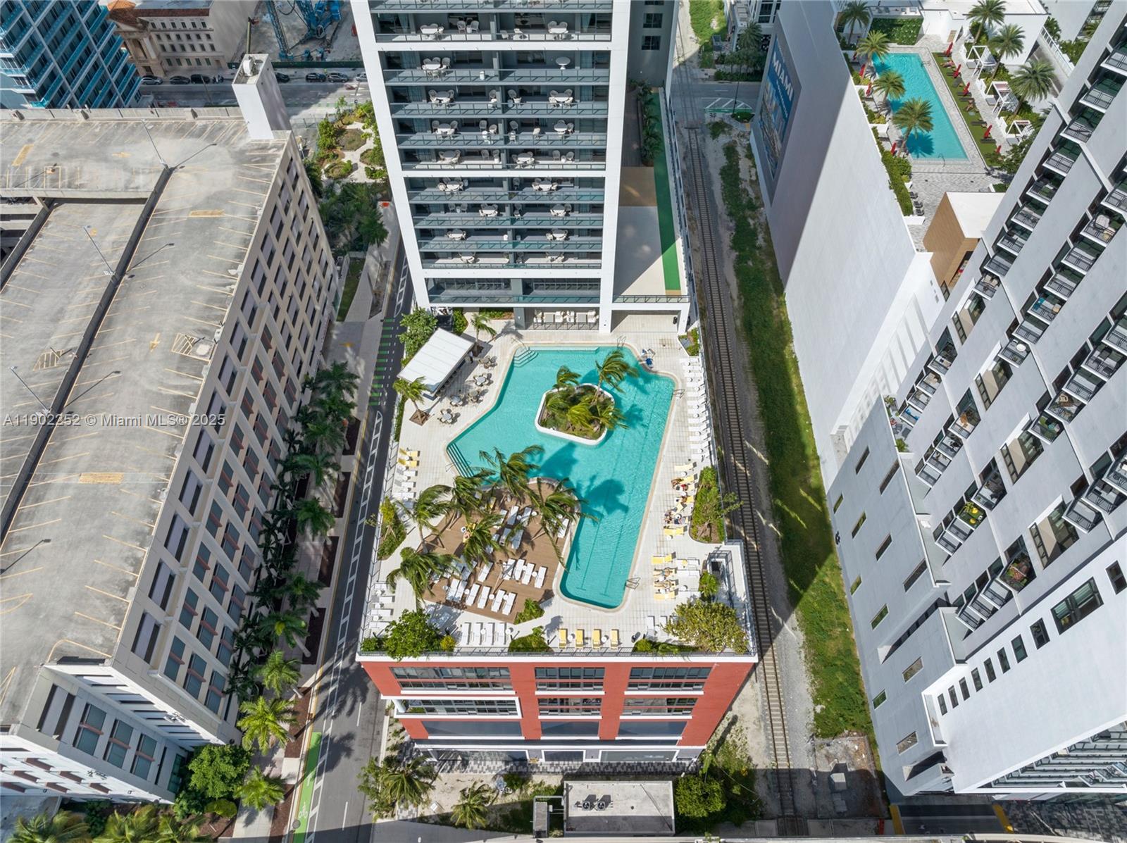 image Natiivo Gale Miami21