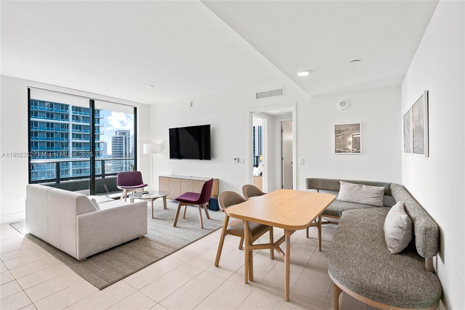 image Natiivo Gale Miami2