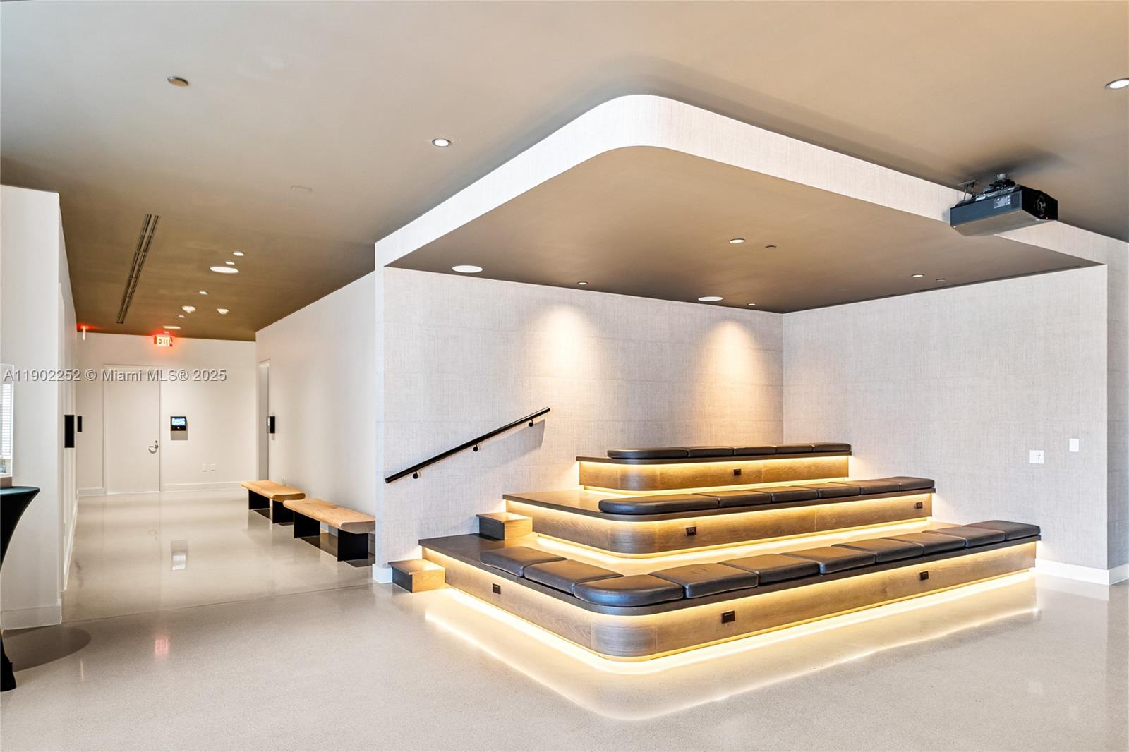 image Natiivo Gale Miami34