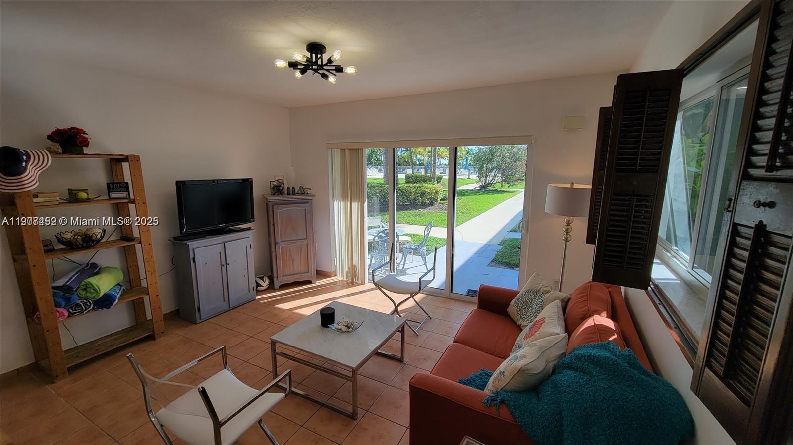 image Casa Del Mar Condos1