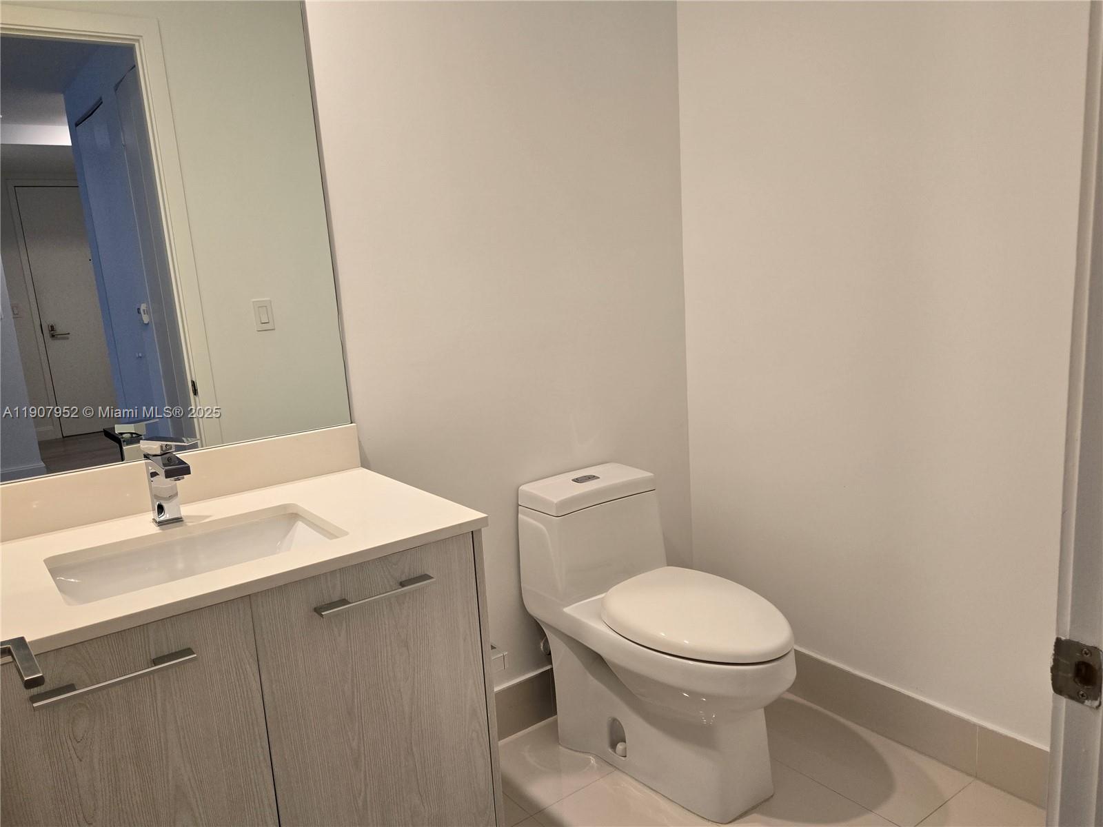 55 SW 9th St #2409 Miami, FL 33130