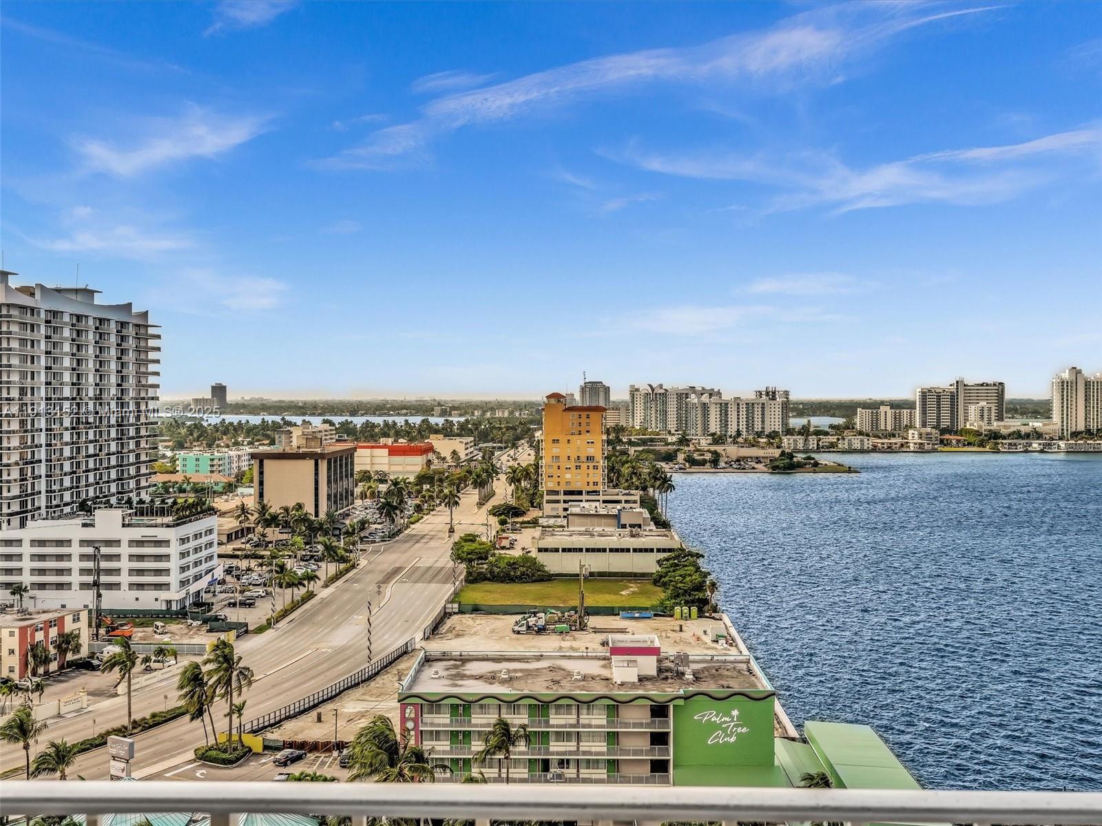 1865 79th St Csw #PH-H North Bay Village, FL 33141