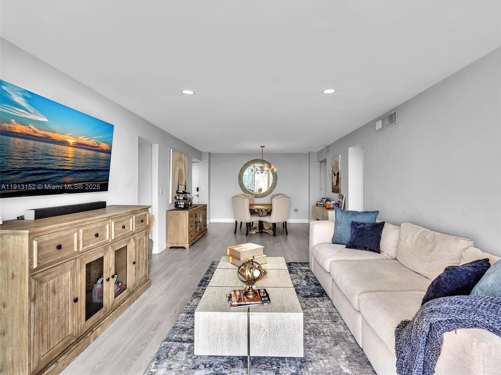 1865 79th St Csw #PH-H North Bay Village, FL 33141