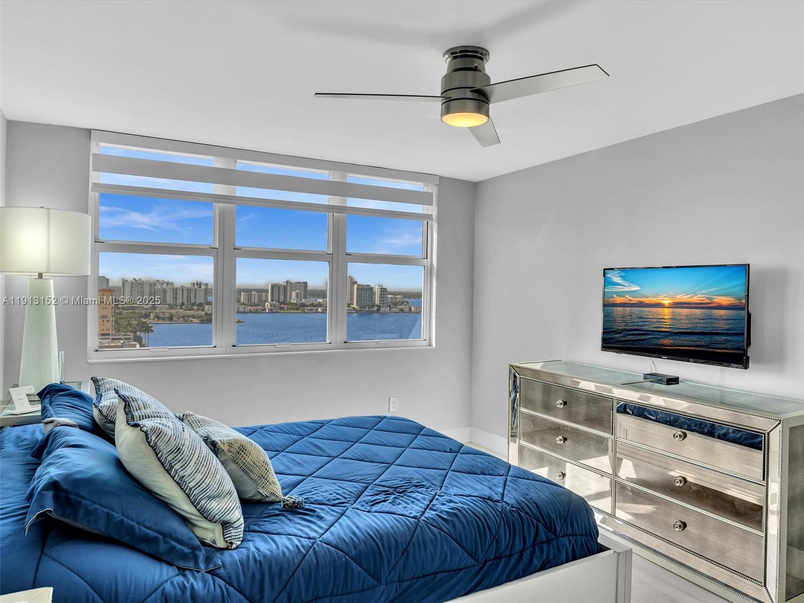 1865 79th St Csw #PH-H North Bay Village, FL 33141