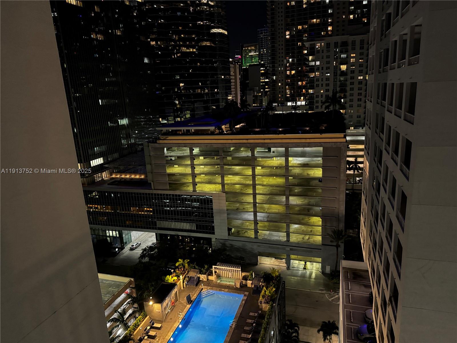 image Fortune House Condo6