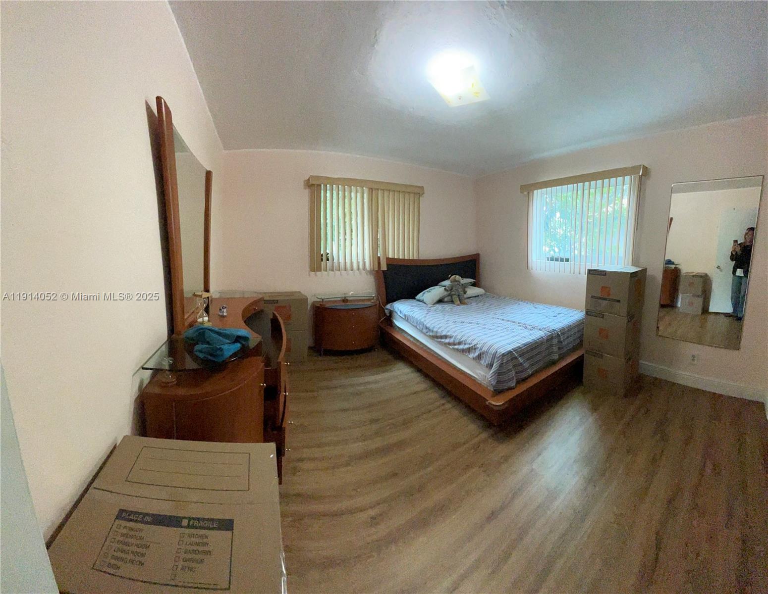 2312 Van Buren St #5