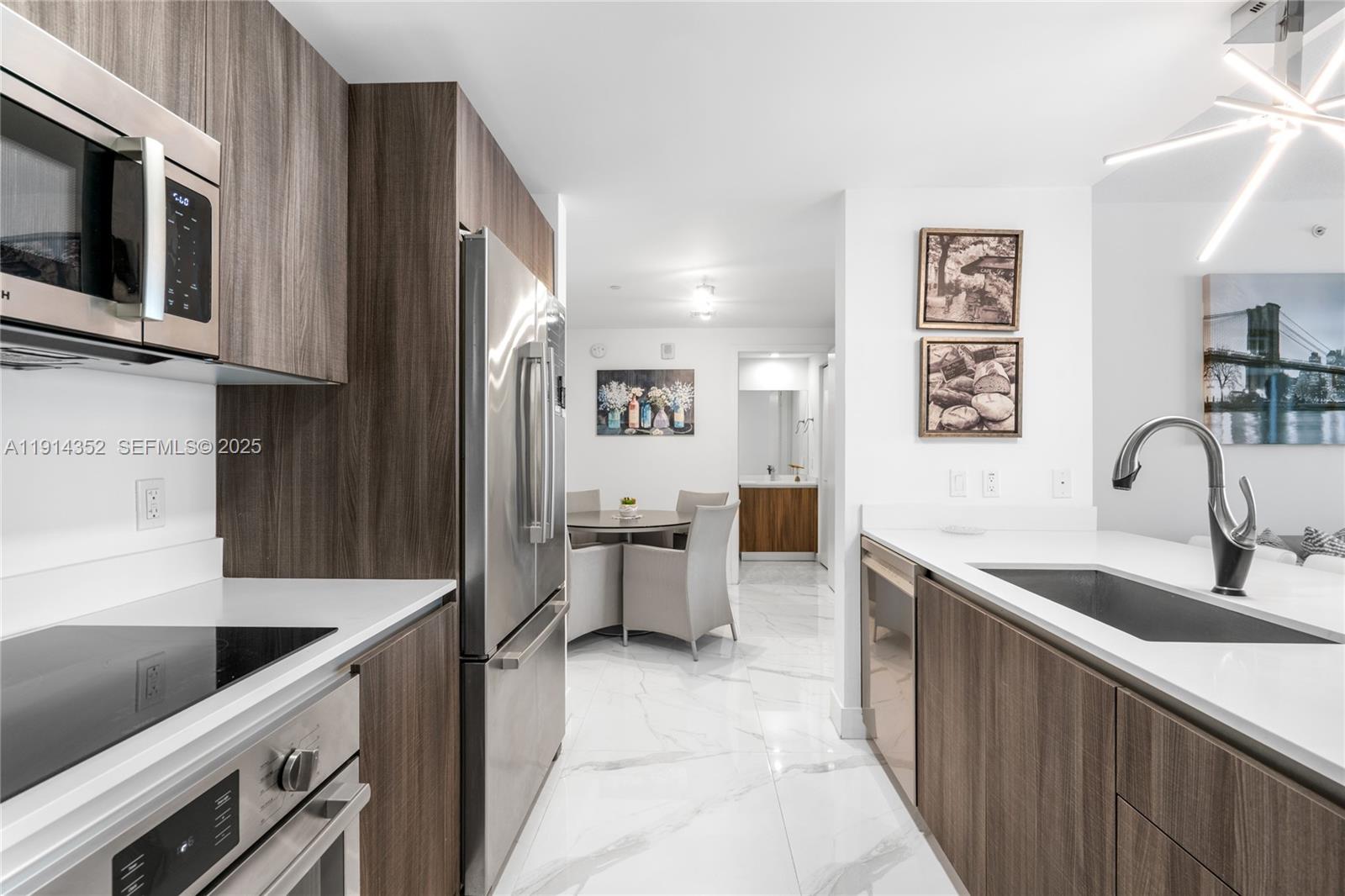 488 NE 18th St #4309 Miami, FL 33132