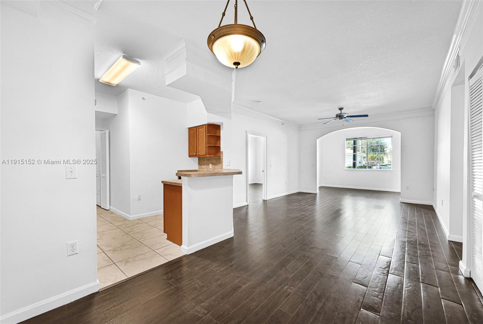 2101 E Myrtlewood Cir E #2101