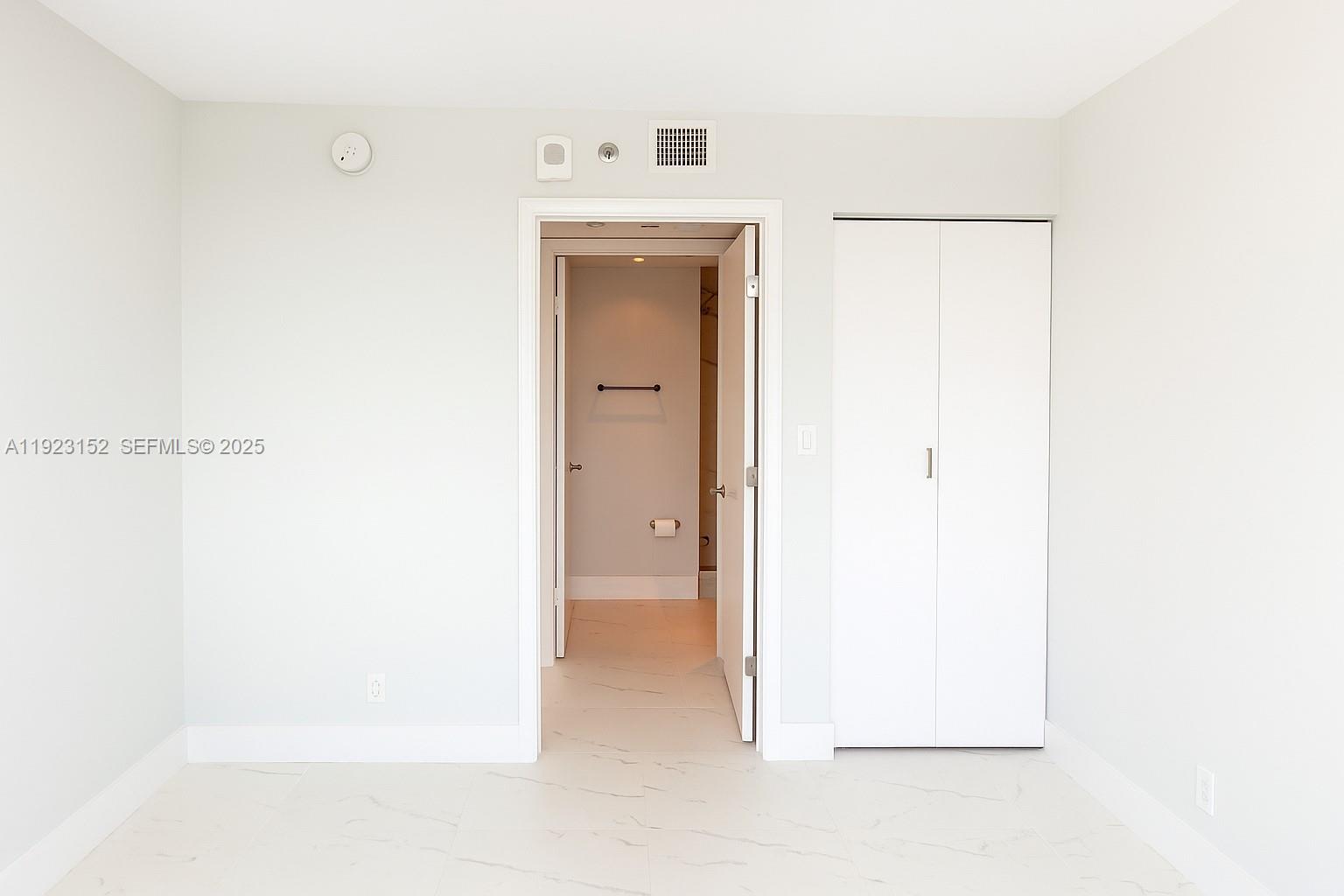 3411 Indian Crk Dr #402 Miami Beach, FL 33140