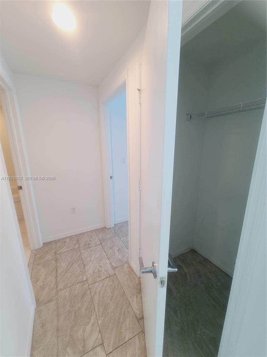 image 500 Brickell East5