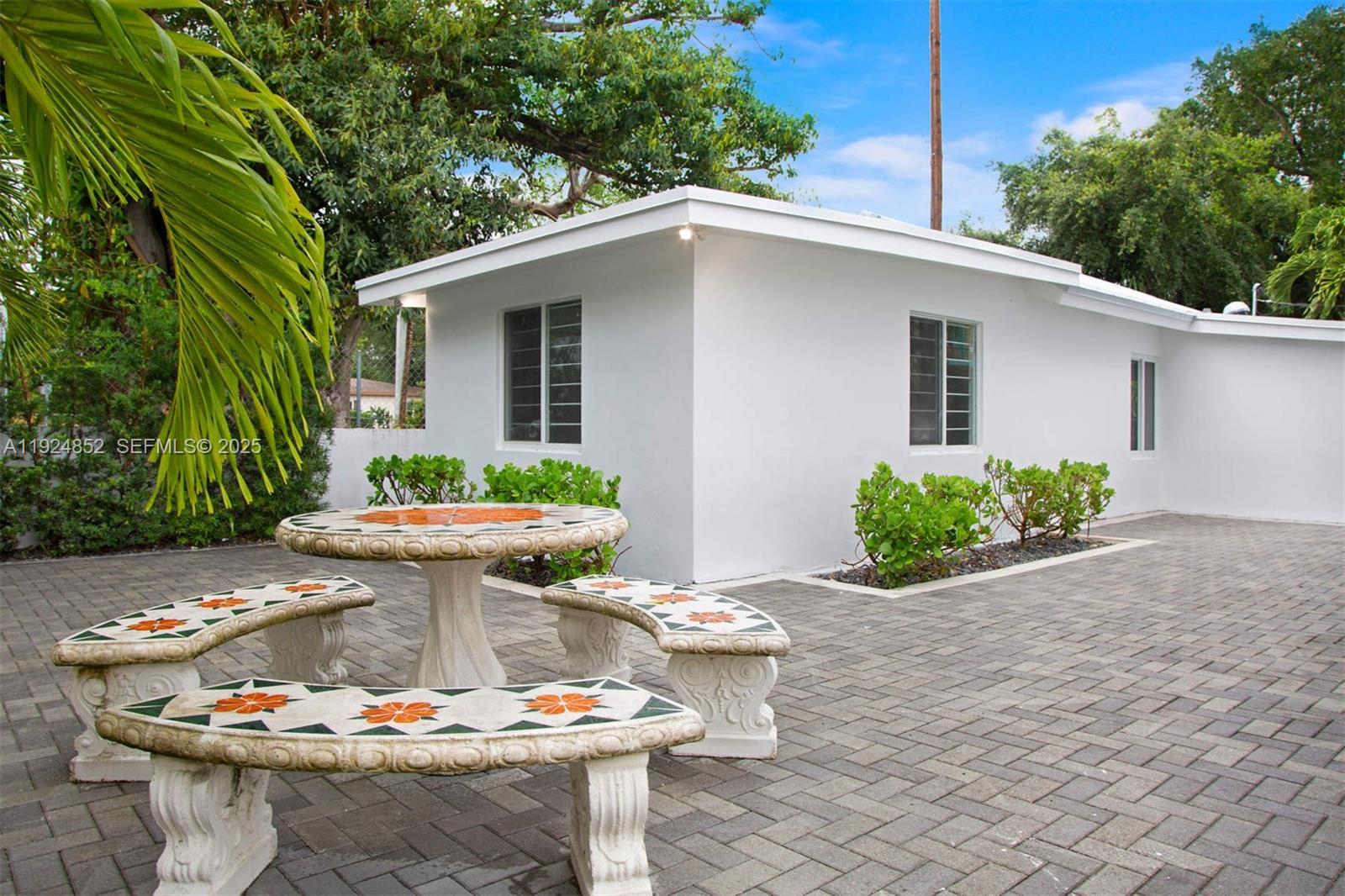 623 NE 61st St #5 Miami, FL 33137