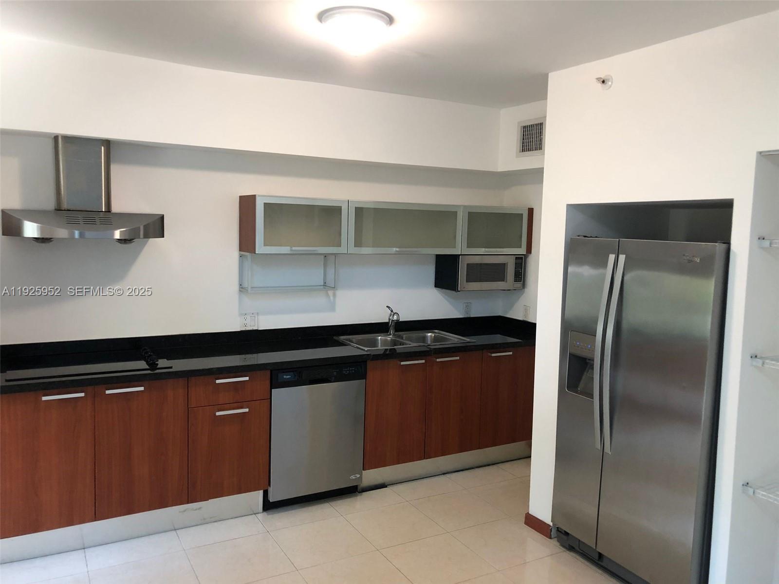 1650 Brickell Ave #111