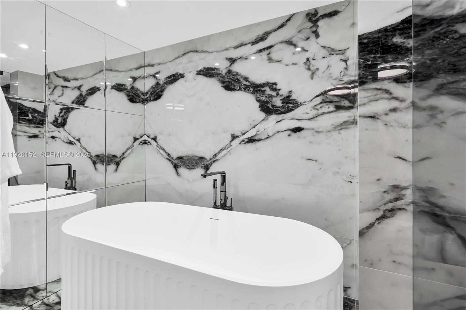 9 Island Ave #609 Miami Beach, FL 33139