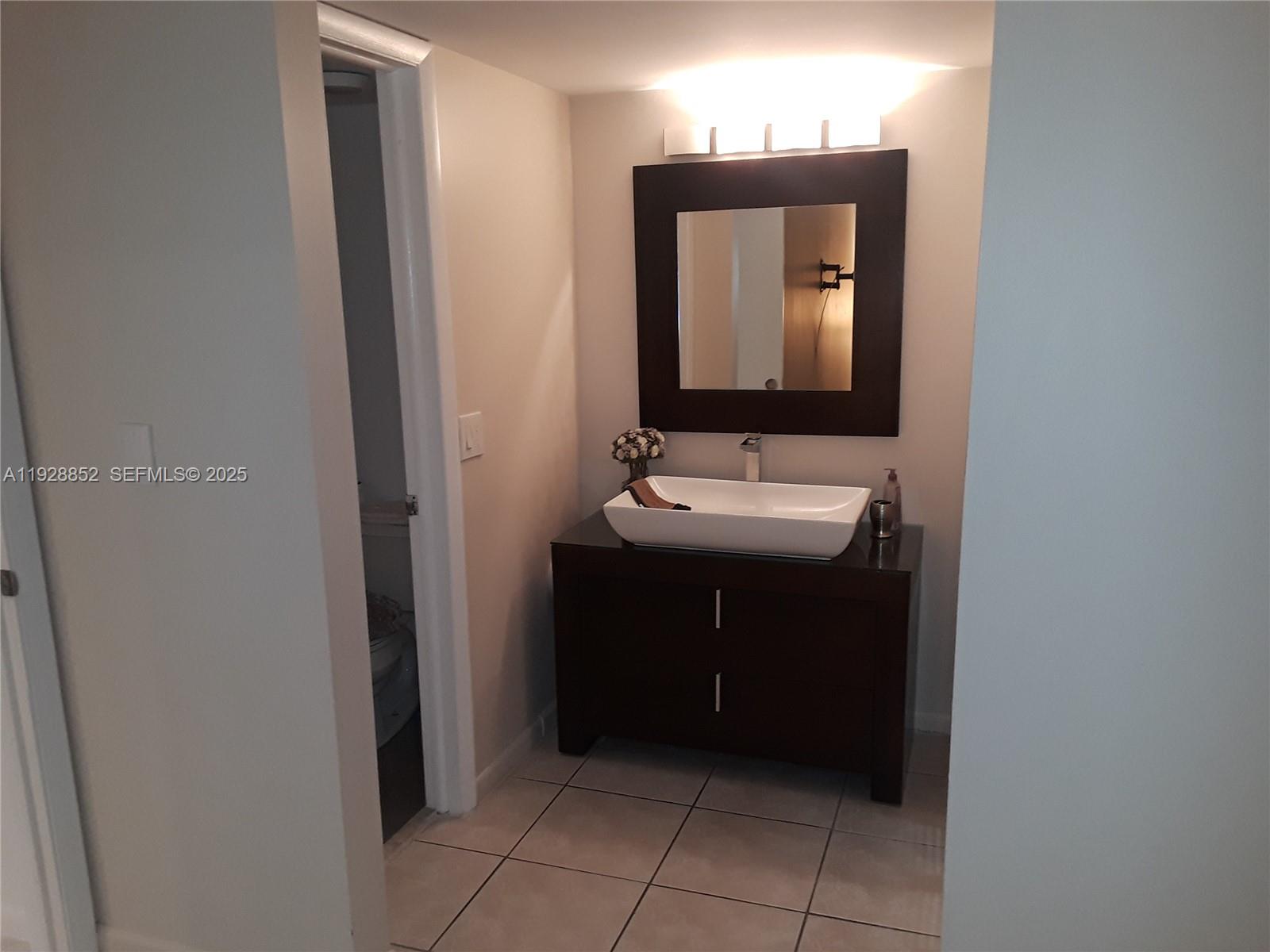 250 180th Dr #159 Sunny Isles Beach, FL 33160