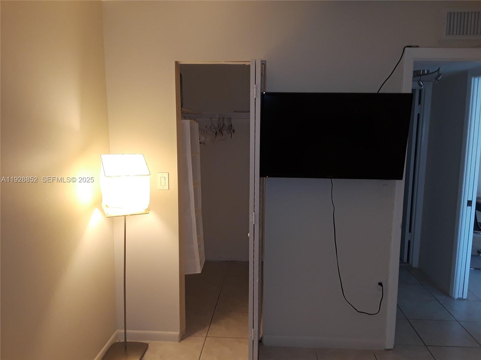 250 180th Dr #159 Sunny Isles Beach, FL 33160