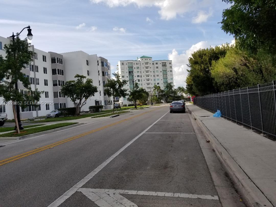 250 180th Dr #159 Sunny Isles Beach, FL 33160