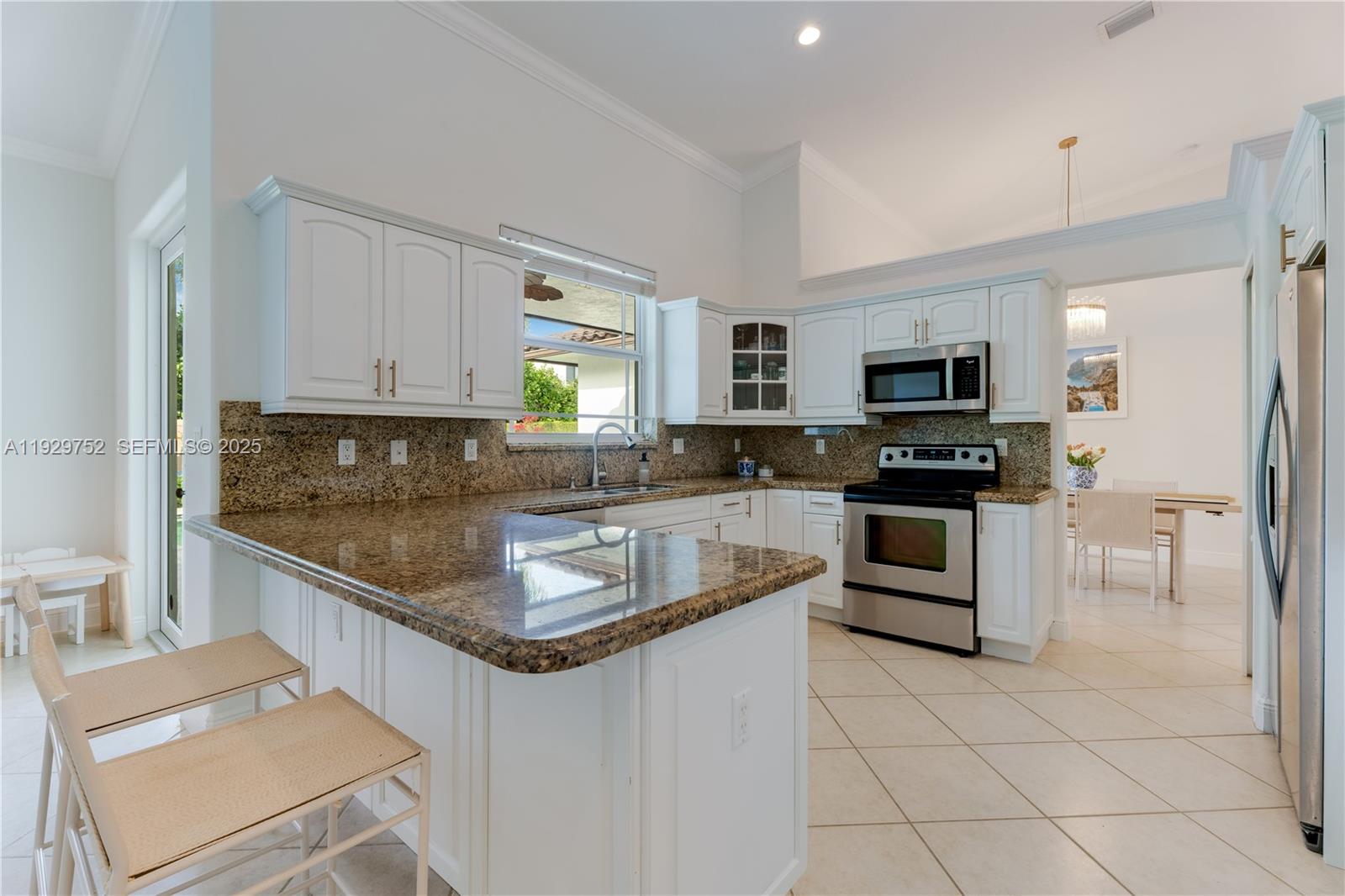 9221 SW 170th Ln Palmetto Bay, FL 33157