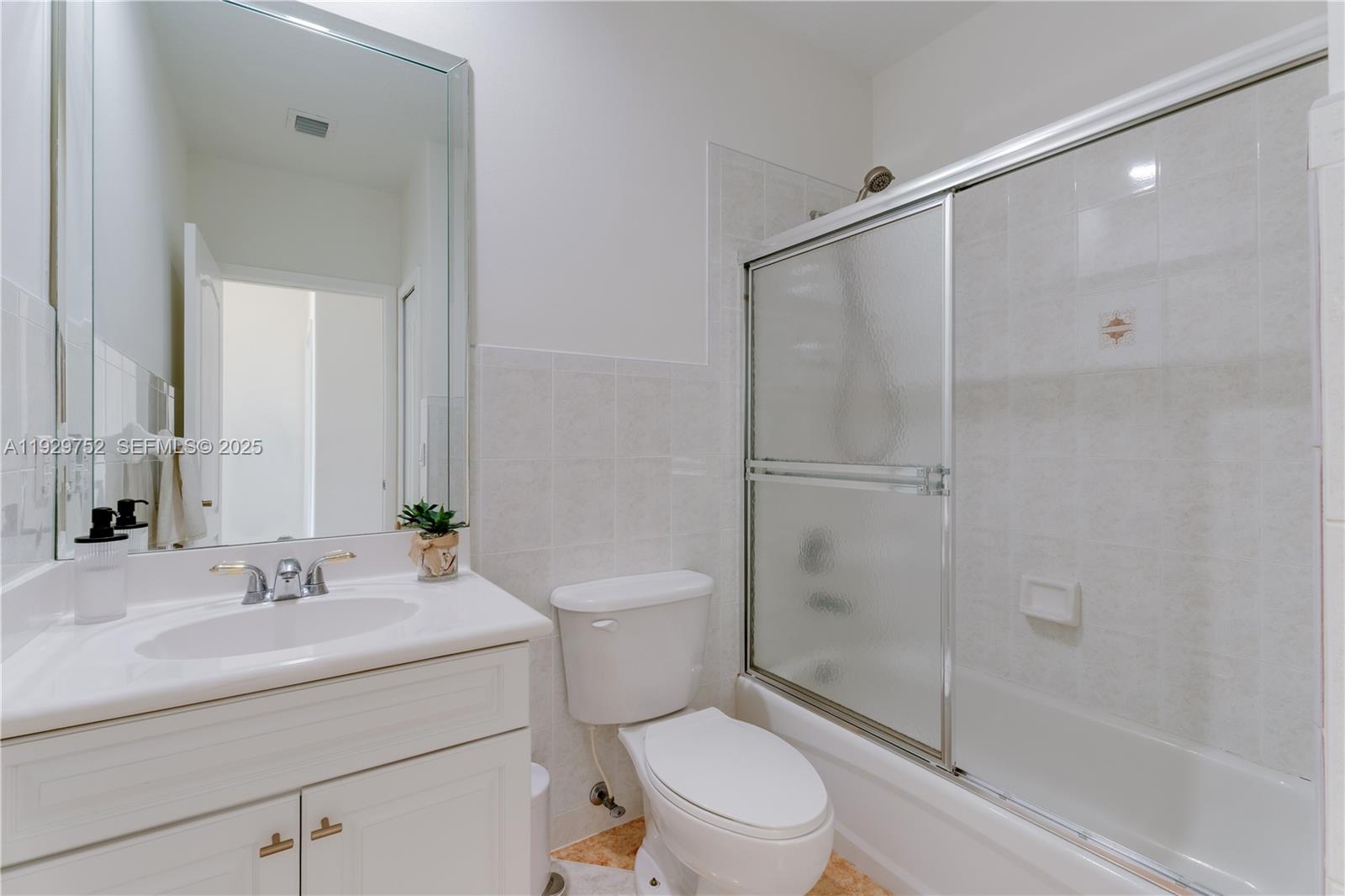 9221 SW 170th Ln Palmetto Bay, FL 33157