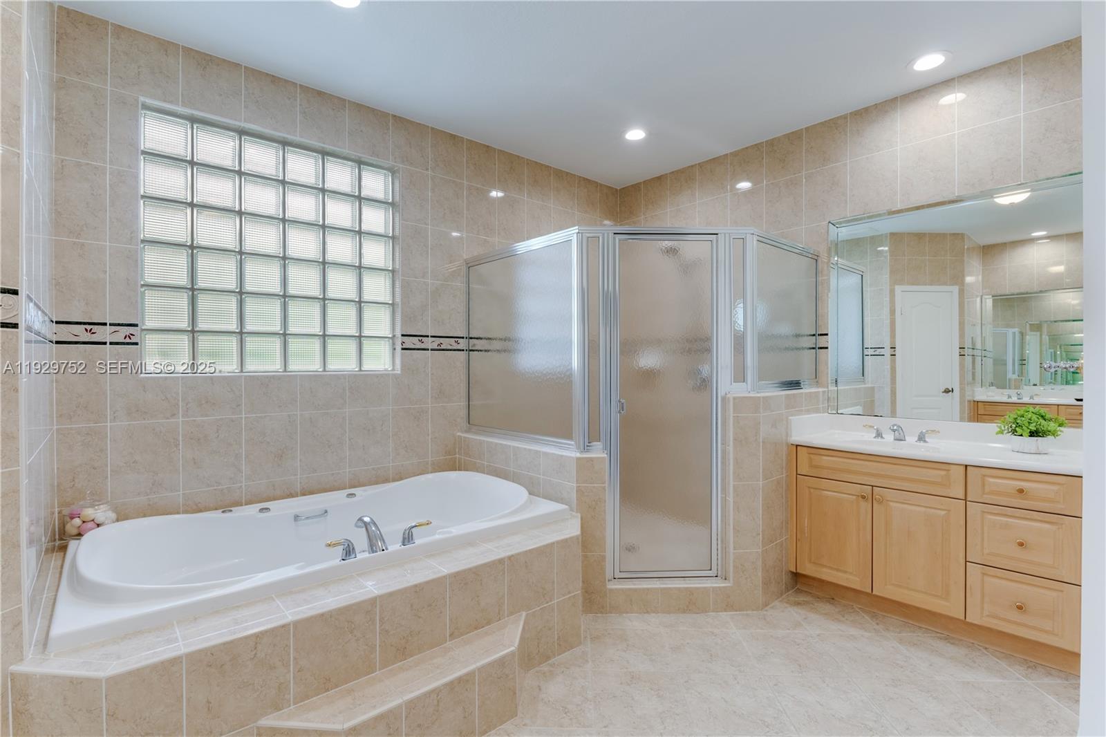 9221 SW 170th Ln Palmetto Bay, FL 33157