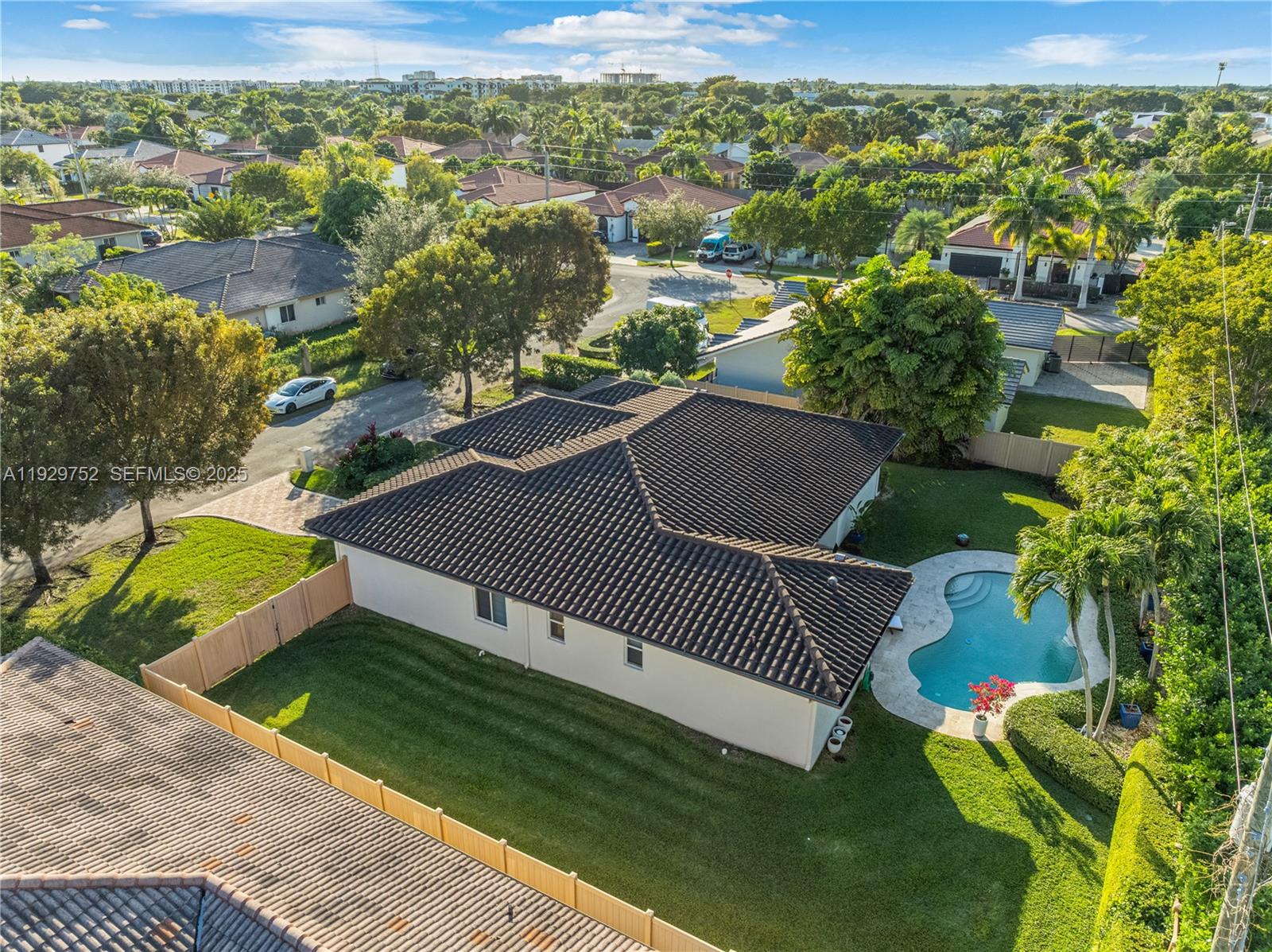 9221 SW 170th Ln Palmetto Bay, FL 33157