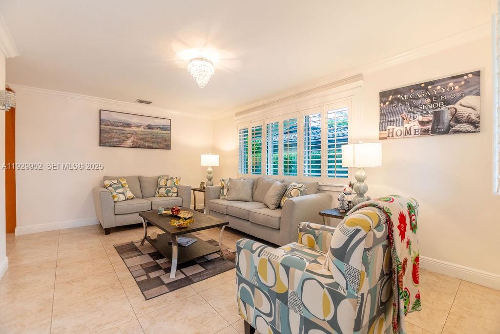 6541 Lake Como Ter Miami Lakes, FL 33014