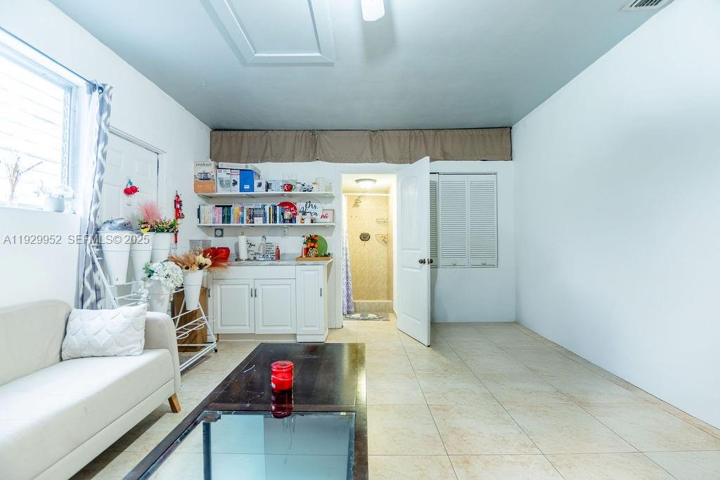 6541 Lake Como Ter Miami Lakes, FL 33014