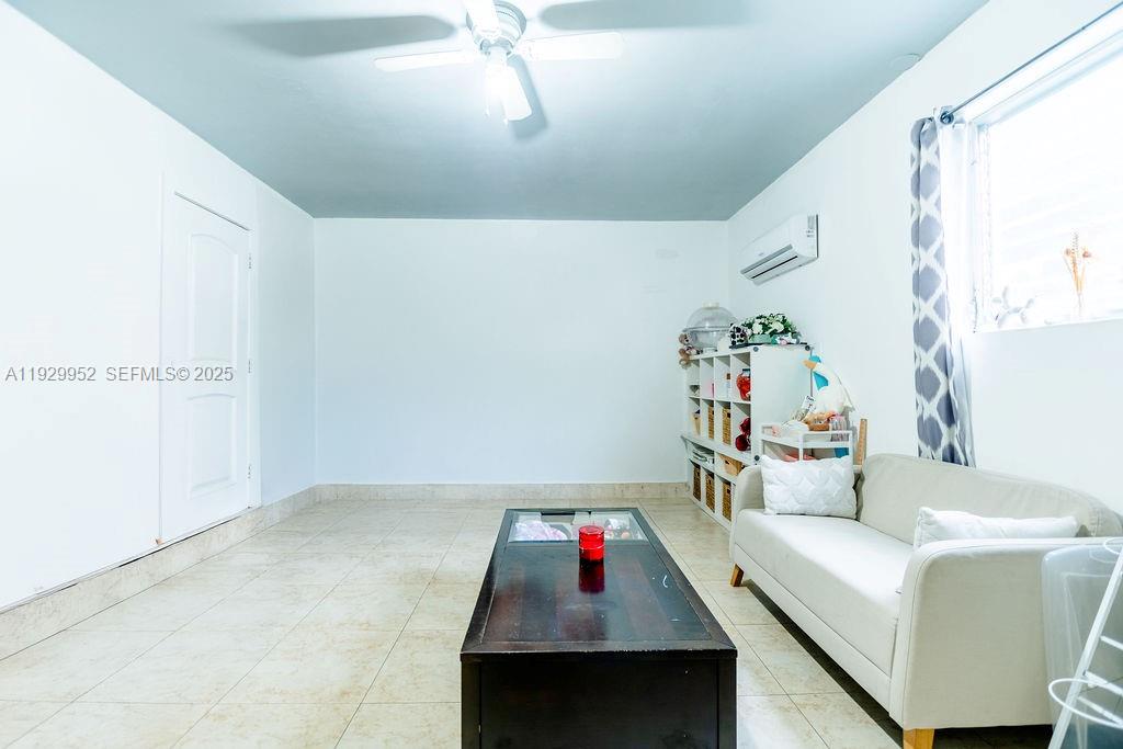 6541 Lake Como Ter Miami Lakes, FL 33014