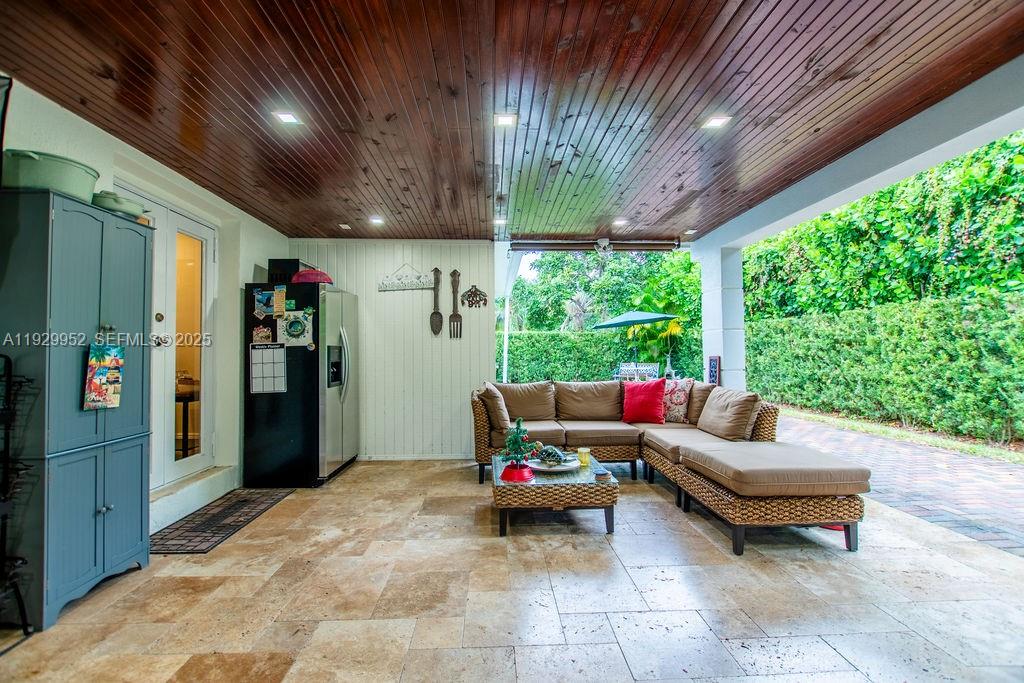 6541 Lake Como Ter Miami Lakes, FL 33014