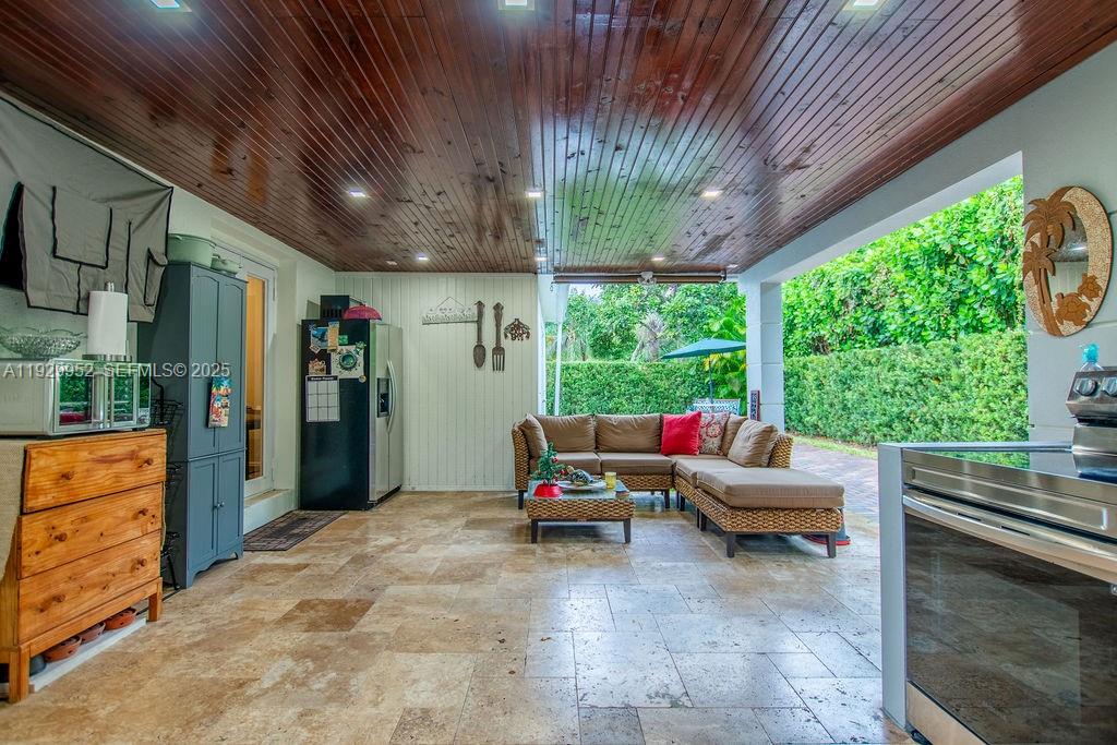 6541 Lake Como Ter Miami Lakes, FL 33014