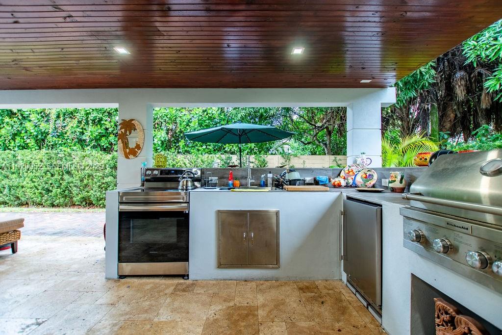 6541 Lake Como Ter Miami Lakes, FL 33014